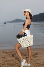 Basket | Daisy Crochet | White