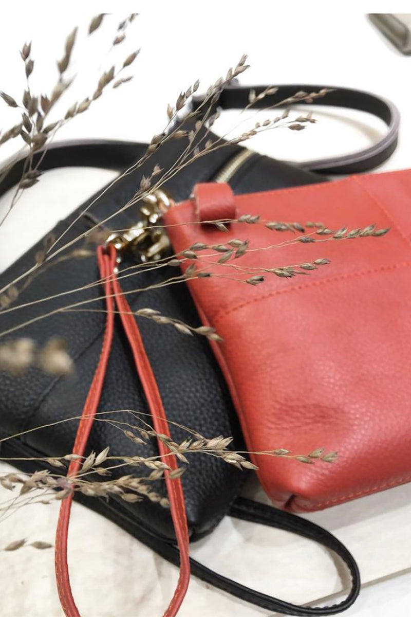 Envelope Bag | Grained Leather | Black